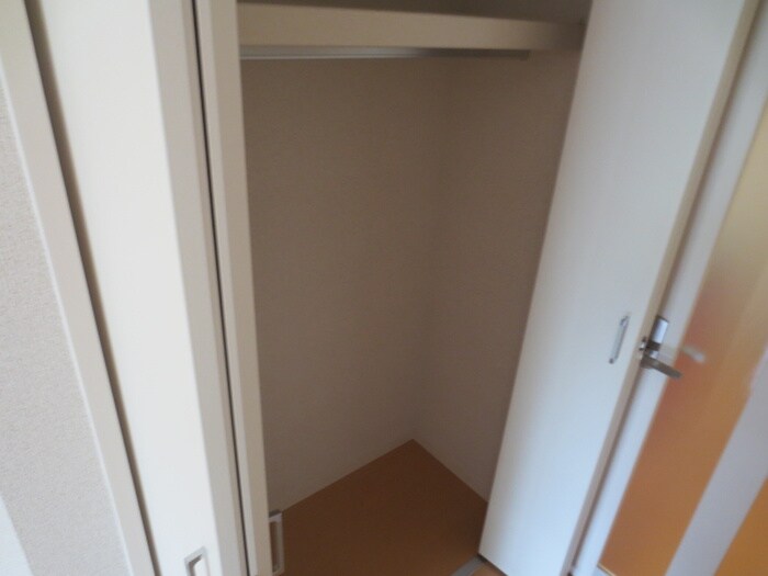 物件内観写真7　(収納)