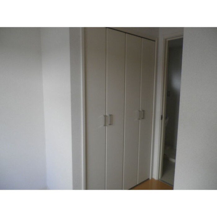 物件内観写真8　(収納)