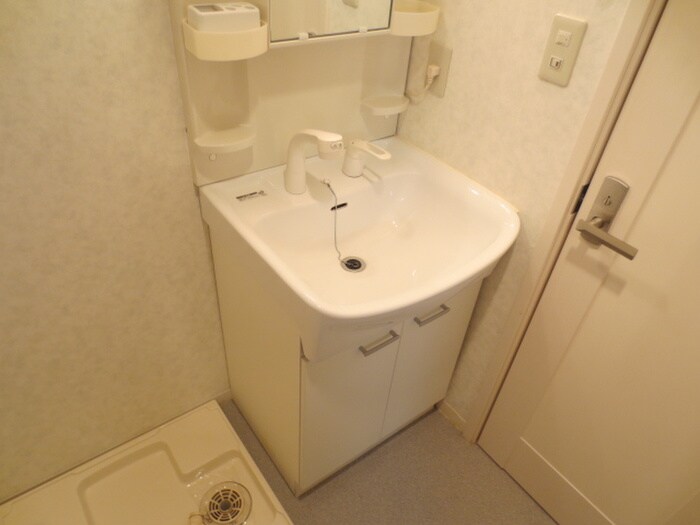 物件内観写真11　(洗面)