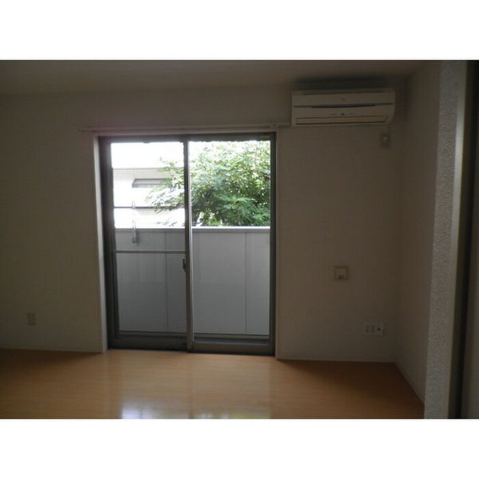 物件内観写真11　(居室)