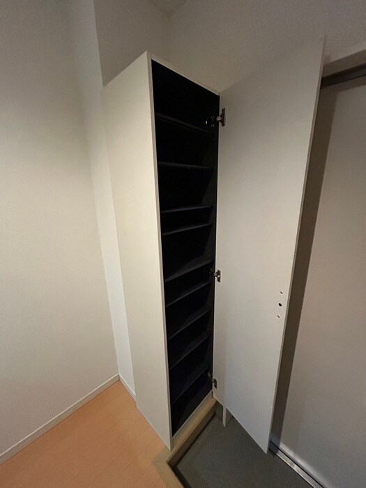 物件内観写真16　(靴箱)