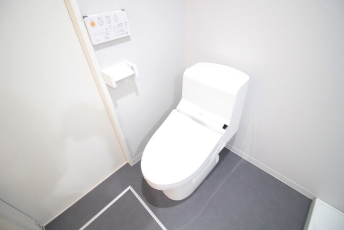 物件内観写真10　(トイレ)