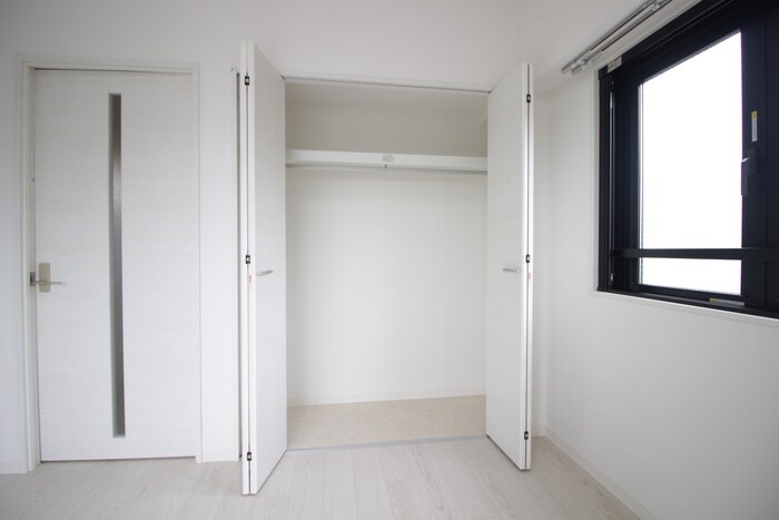 物件内観写真10　(収納)