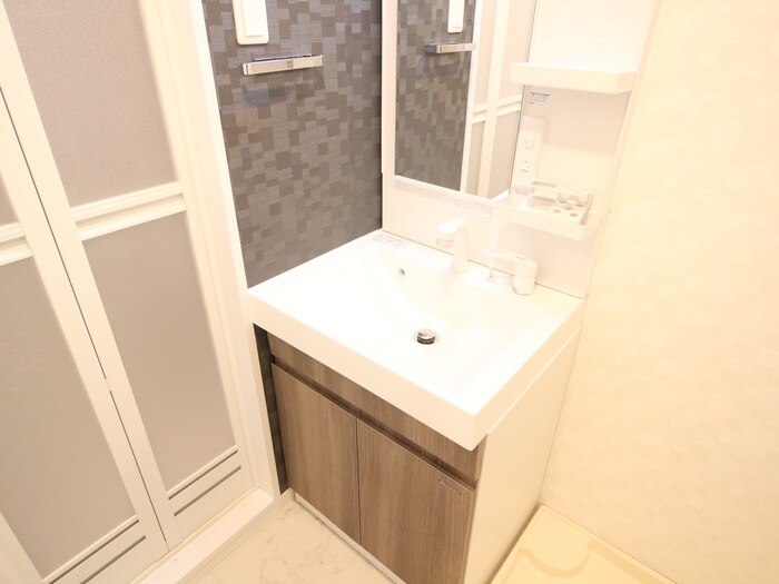 物件内観写真11　(洗面)