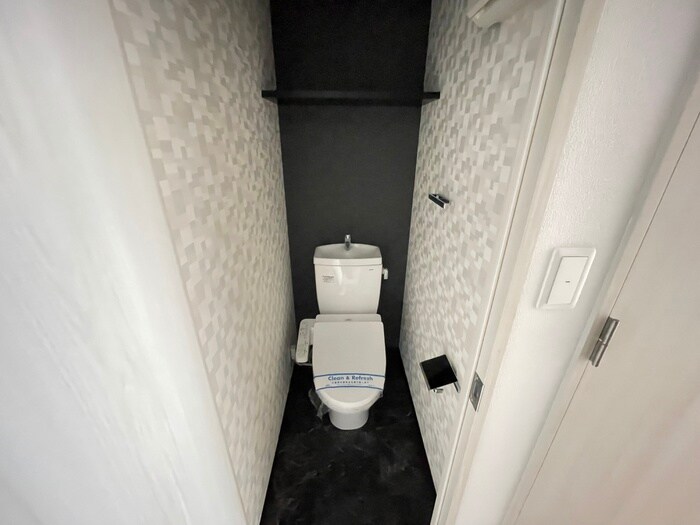 物件内観写真15　(トイレ)