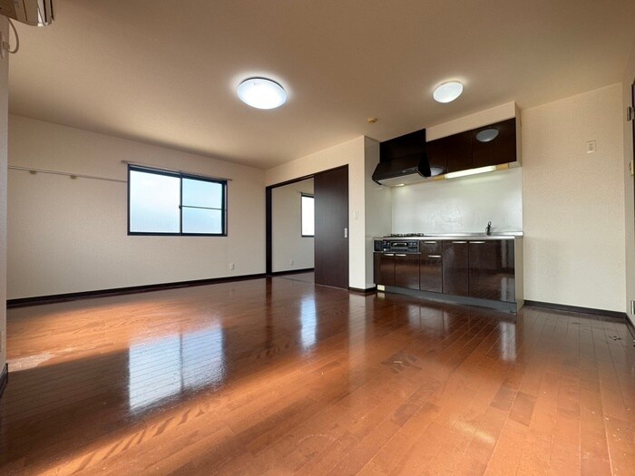 物件内観写真8　(居室)