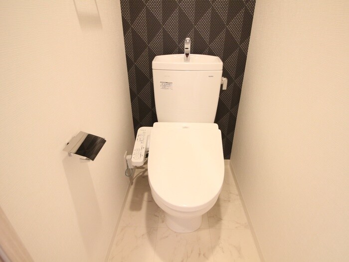 物件内観写真14　(トイレ)