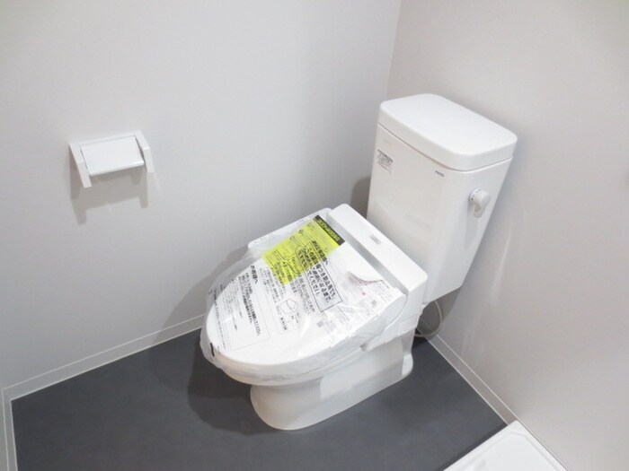 物件内観写真14　(トイレ)