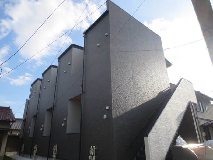 物件外観写真4　(外観写真)