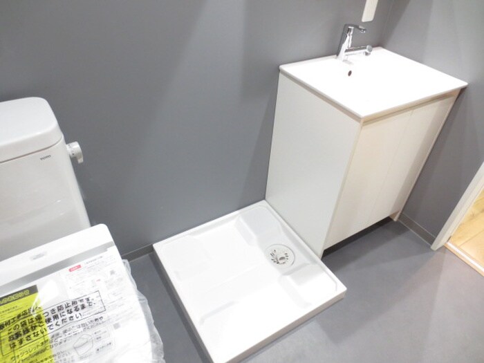 物件内観写真13　(洗濯機置場)