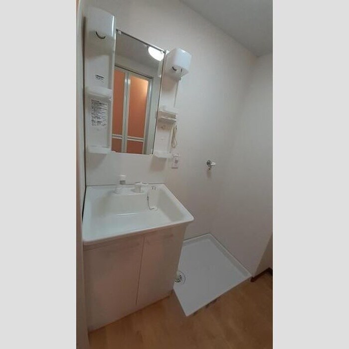 物件内観写真9　(洗面)