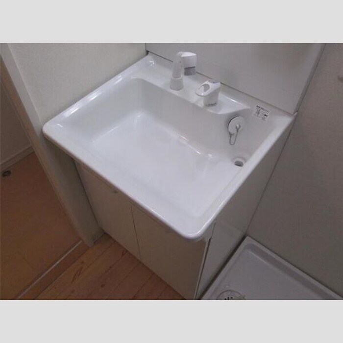 物件内観写真10　(洗面)