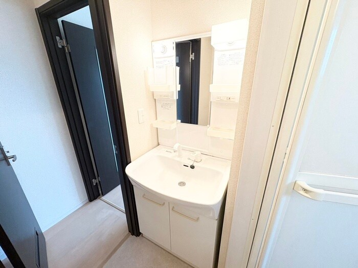 物件内観写真13　(洗面)
