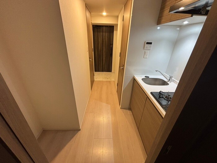 物件内観写真8　(廊下)