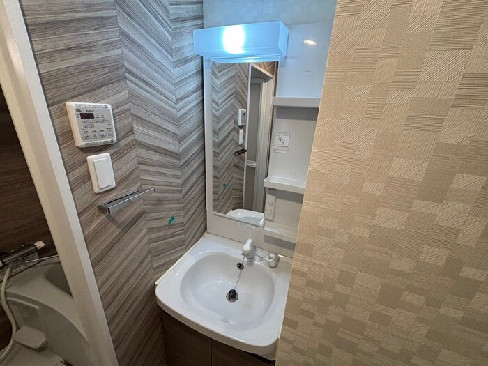 物件内観写真12　(洗面)