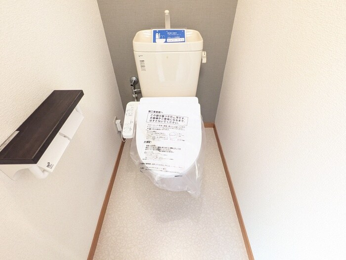 物件内観写真12　(トイレ)