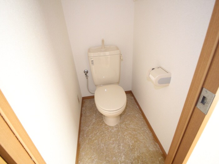 物件内観写真16　(トイレ)