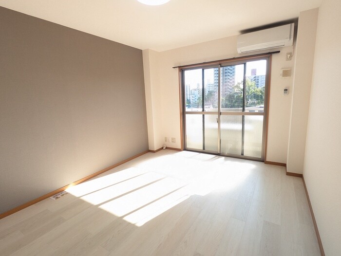 物件内観写真17　(居室)