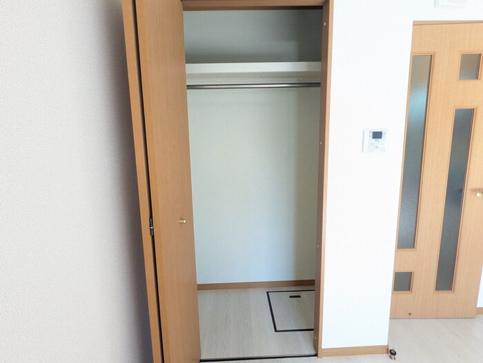 物件内観写真21　(収納)