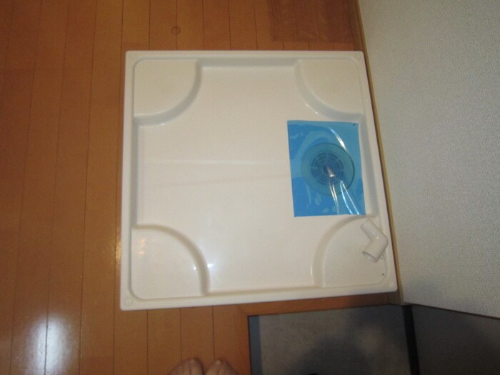 物件内観写真11　(洗濯機置場)