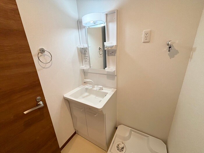 物件内観写真11　(洗面)