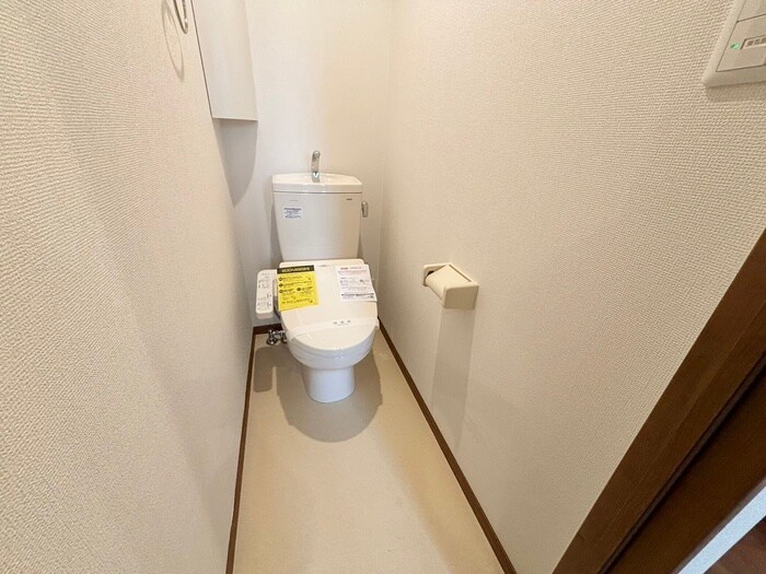 物件内観写真14　(トイレ)