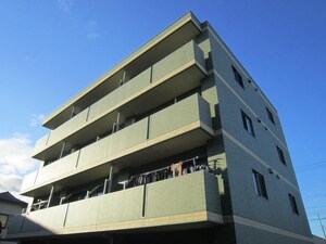 ペルル清華外観写真