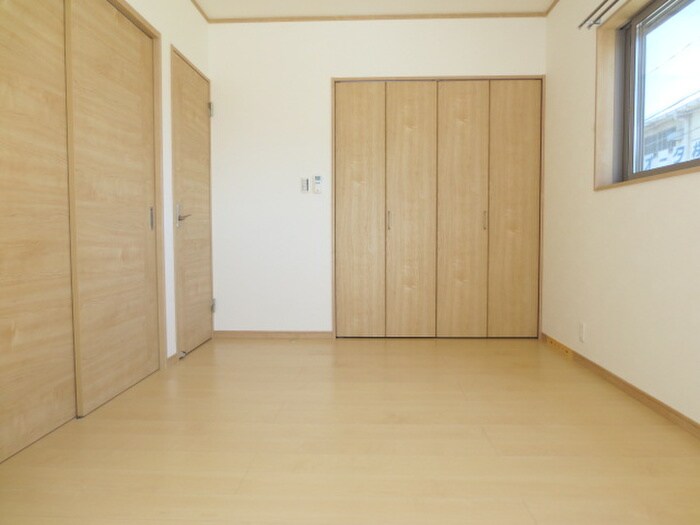 物件内観写真18　(居室)