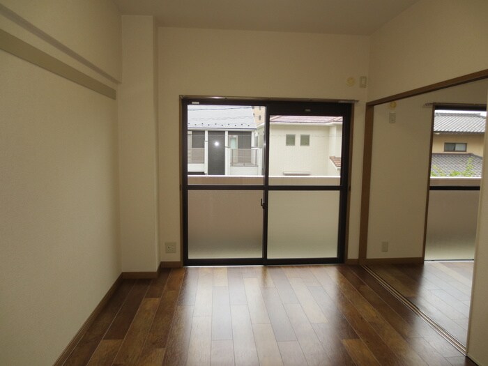 物件内観写真15　(居室)