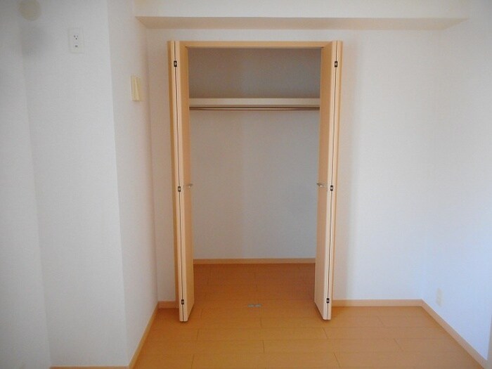 物件内観写真10　(収納)