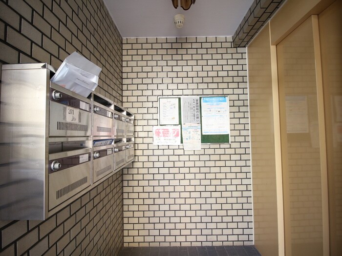 物件外観写真4　(建物設備)