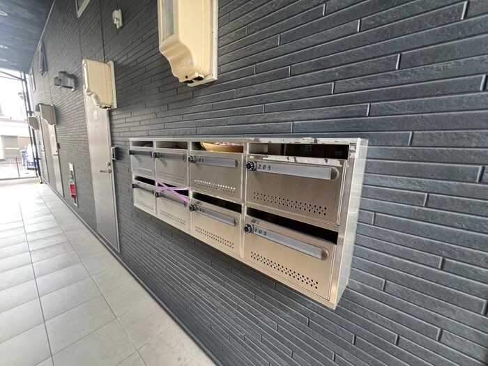 物件外観写真6　(建物設備)