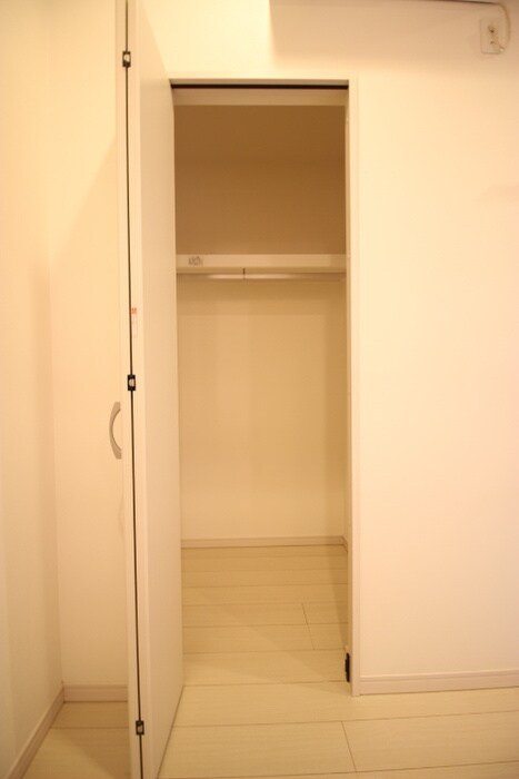 物件内観写真14　(収納)