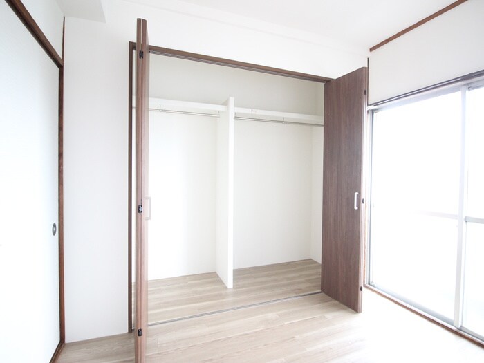 物件内観写真10　(収納)