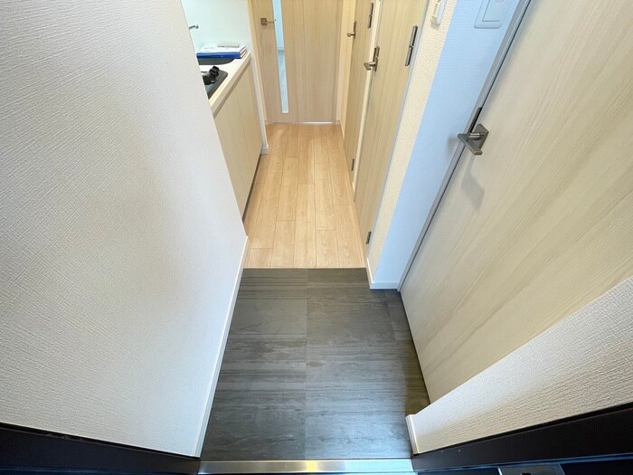 物件内観写真17　(玄関)