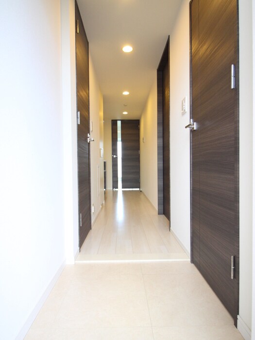 物件内観写真9　(廊下)