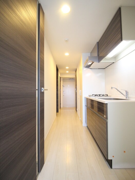 物件内観写真10　(廊下)