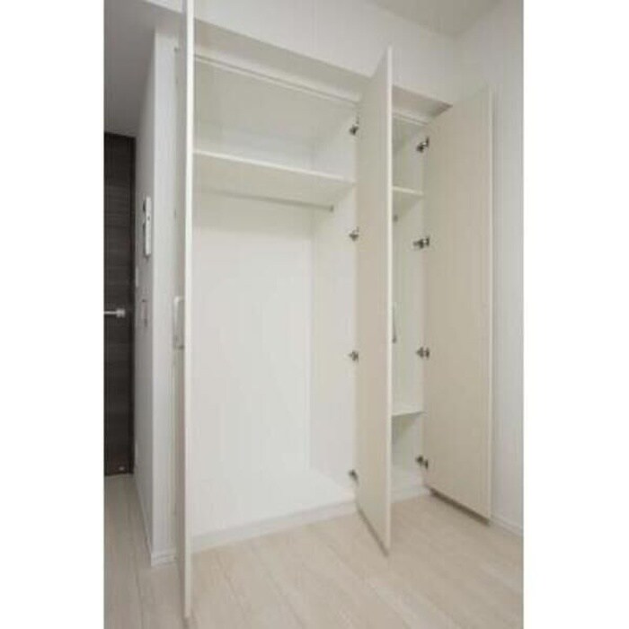 物件内観写真13　(収納)