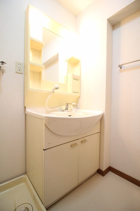 物件内観写真11　(洗面)