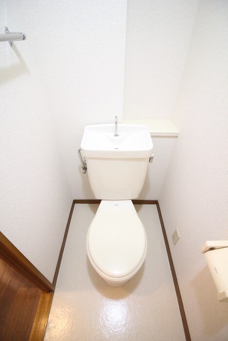 物件内観写真13　(トイレ)