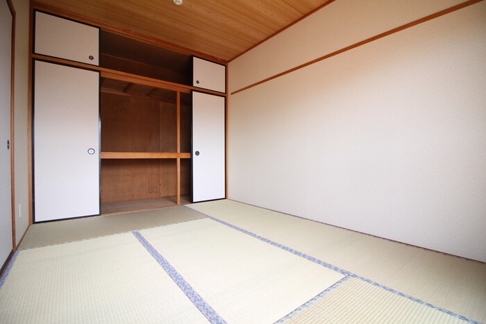 物件内観写真17　(居室)