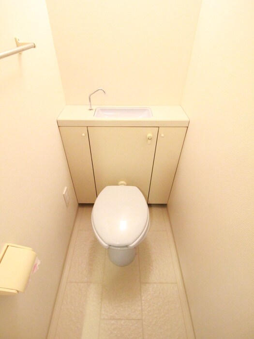 物件内観写真13　(トイレ)