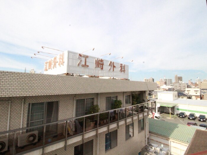 物件内観写真22　(室内からの展望)