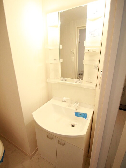 物件内観写真11　(洗面)