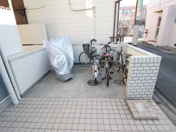 駐輪場