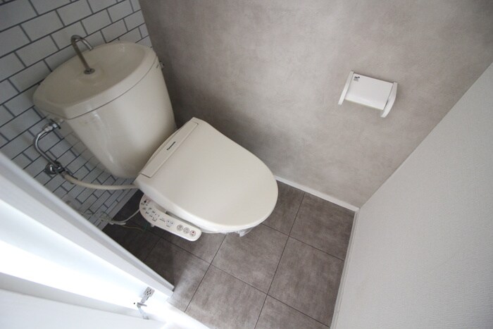 物件内観写真14　(トイレ)