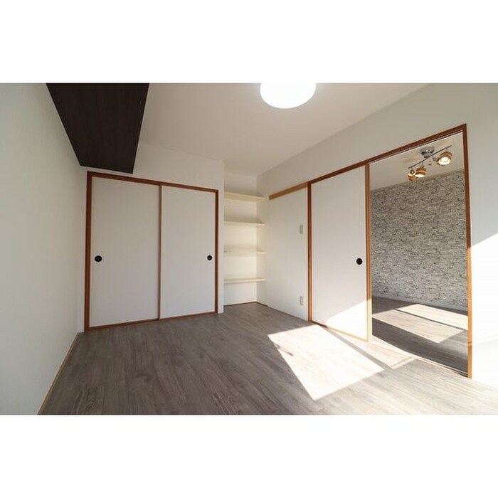 物件内観写真7　(居室)