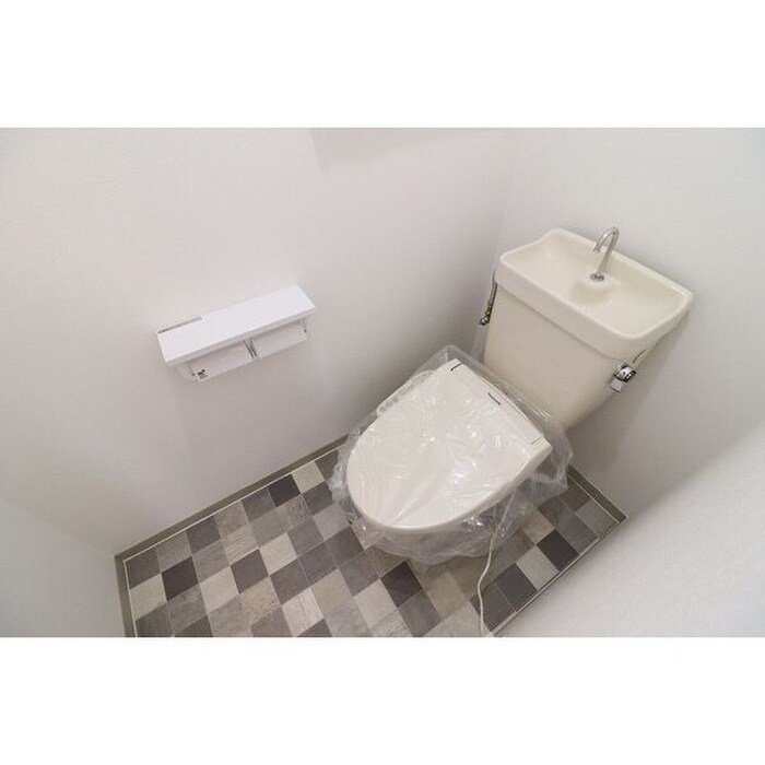 物件内観写真12　(トイレ)