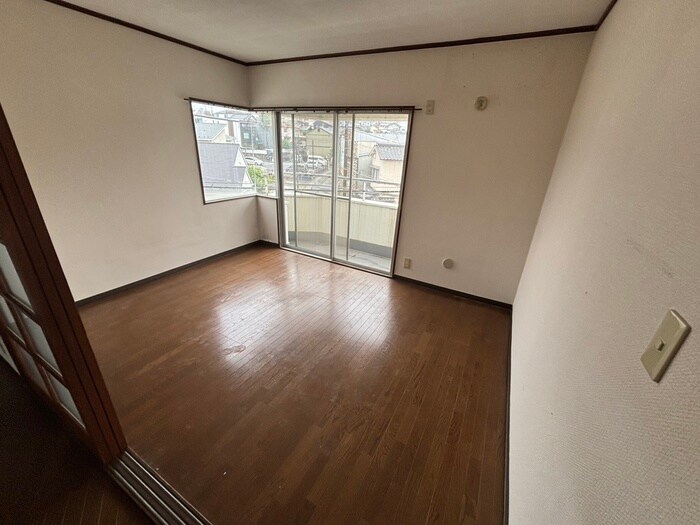 物件内観写真7　(居室)