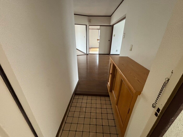 物件内観写真20　(玄関)